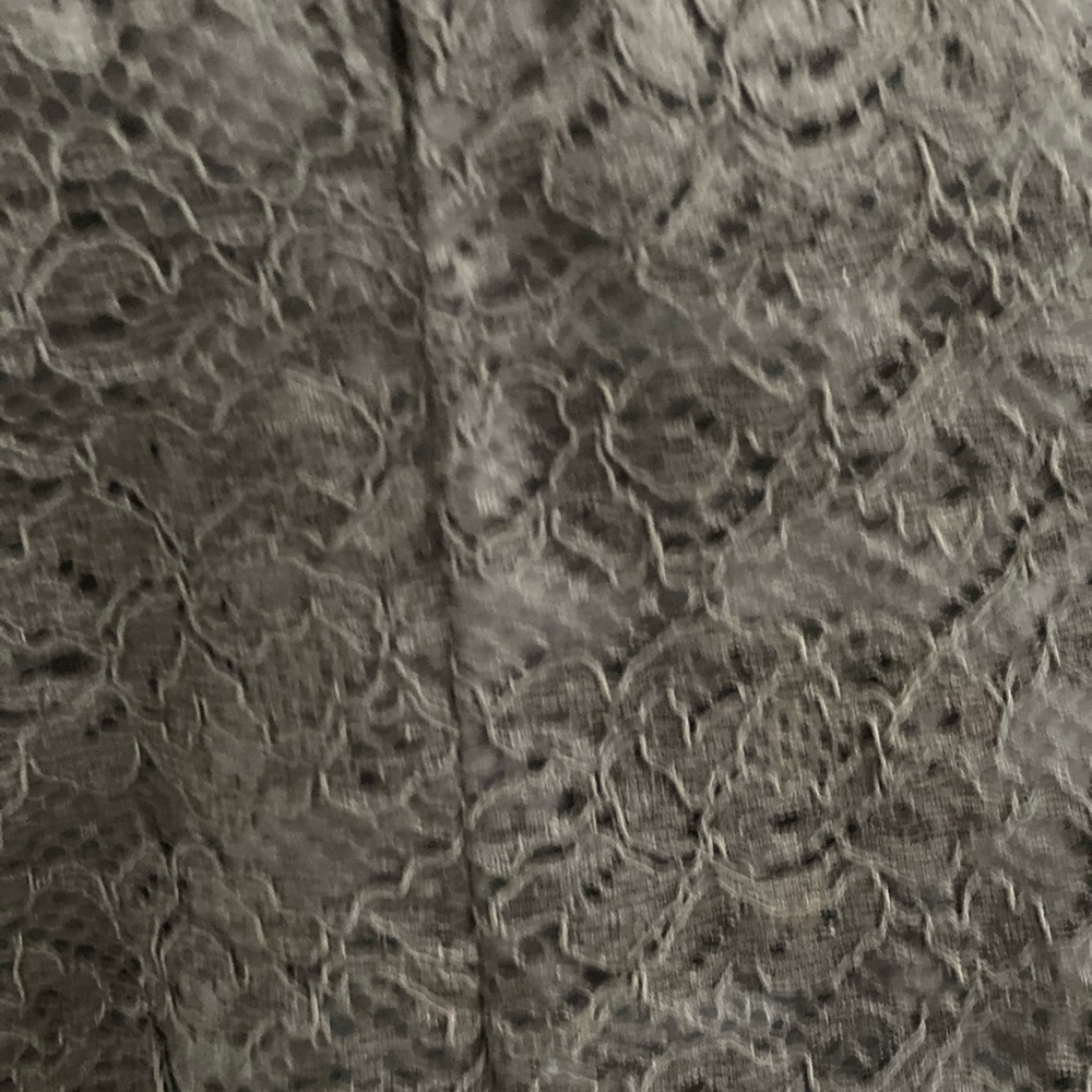 BLACK LACE FITTED DRESS - Picture 4 of 10